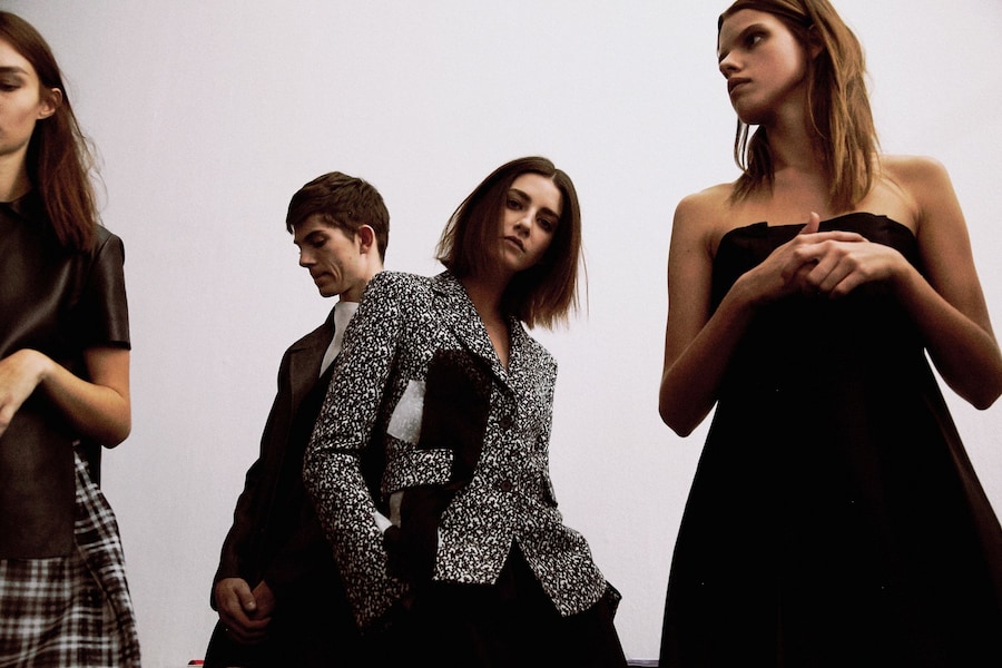 Backstage at Yang Li SS15 Dazed Lea Colombo 4