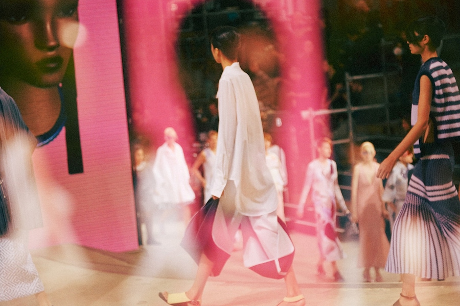 Backstage at Kenzo SS15 Dazed 17