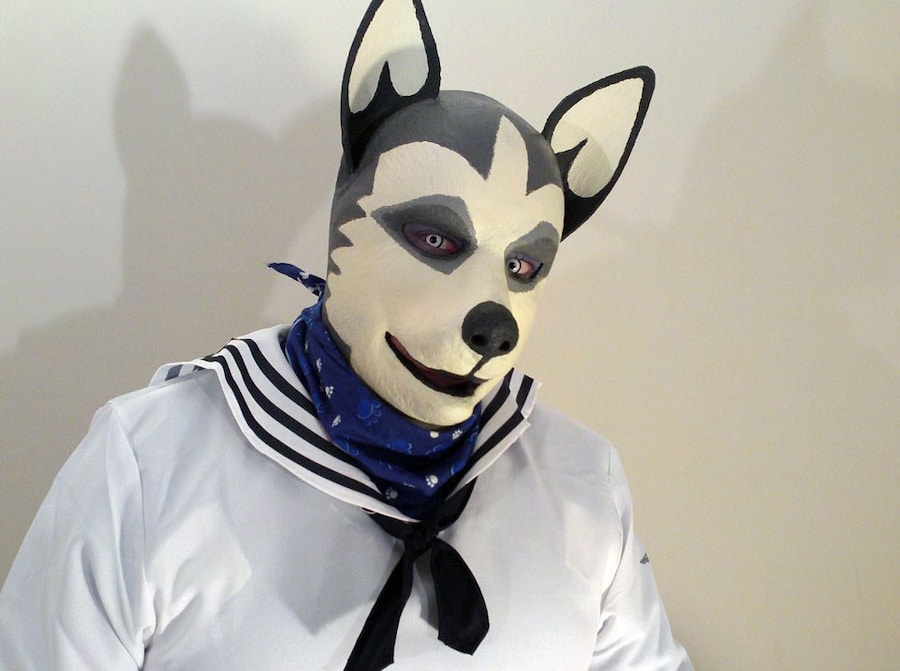 masked_pup 0