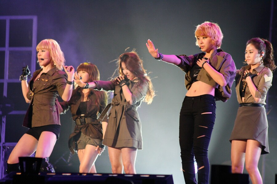4Minute_in_2010_Asia_Song_Festival