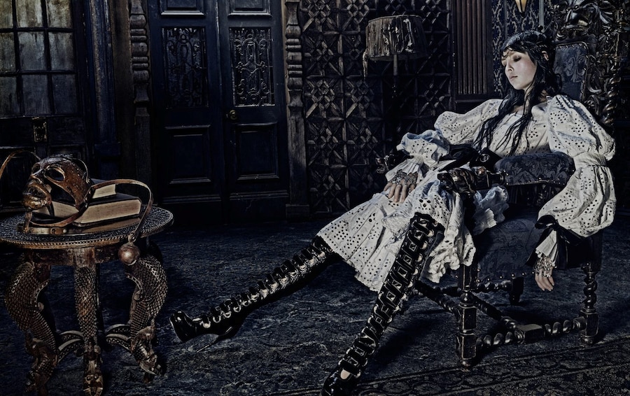 Extreme shoes McQueen AW14 via fashionide.com 25