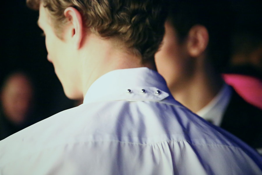 Backstage Dsquared2 menswear white shirt model aw15 milan 22