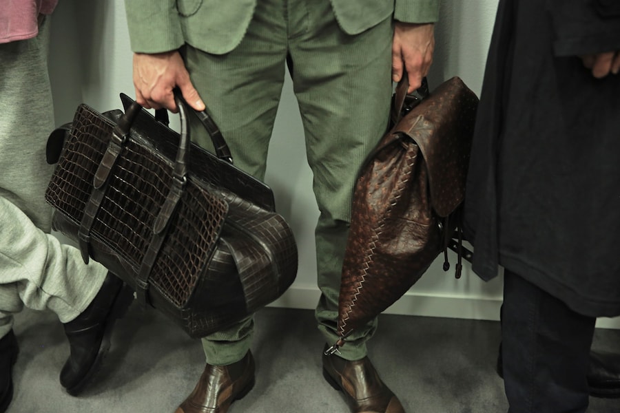 Bottega Veneta AW15 menswear Milan brown leather bags 19