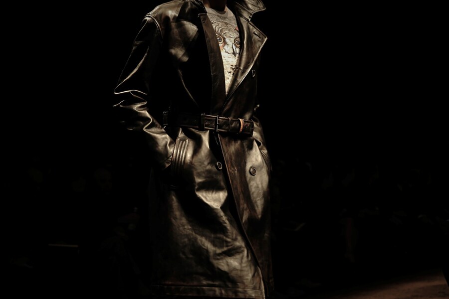 Salvatore Ferragamo AW15 Runway Trench Knitwear Detail Black 34