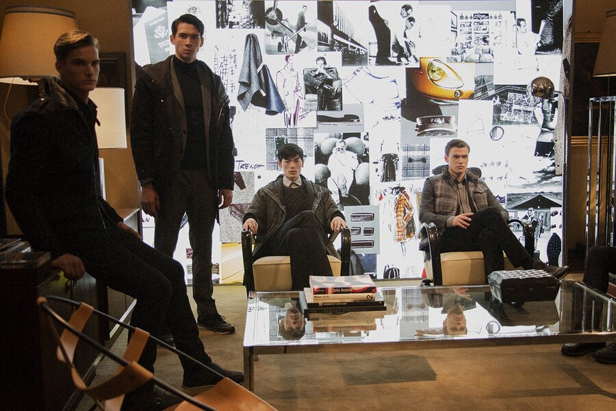 Tod&#39;s AW15 Milan Menswear Models Decoration Presentation 5