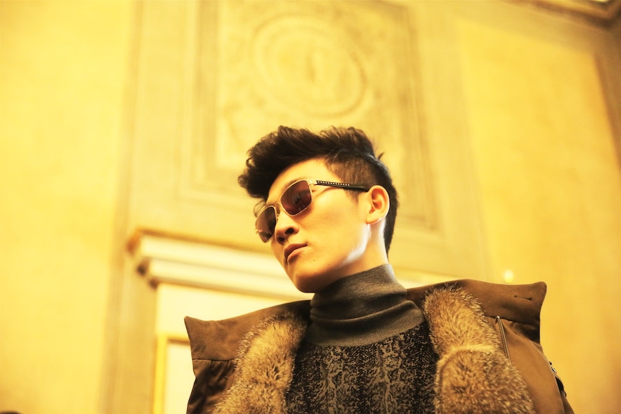 Roberto Cavalli AW15 quiff fur coat turtleneck 14