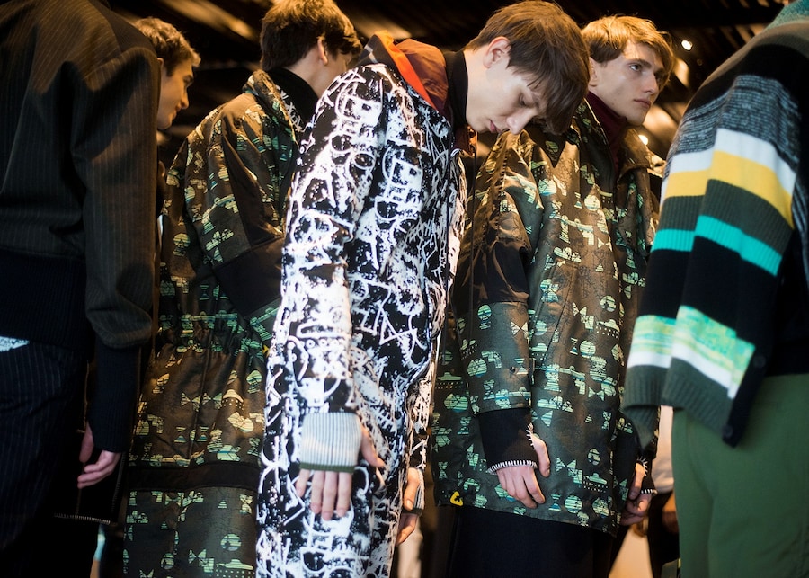 Kenzo AW15 Mens Group Graphic Prints Fingerless Knit Gloves 24