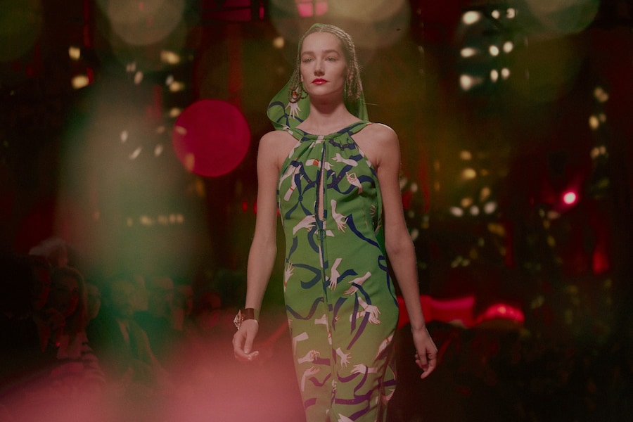 Schiaparelli Haute Couture AW15, green dress w hands, Dazed 10