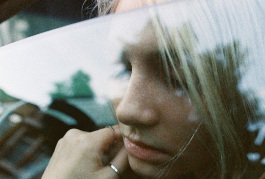 COS and Petra Collins&#39; film Drive Time, BTS 13