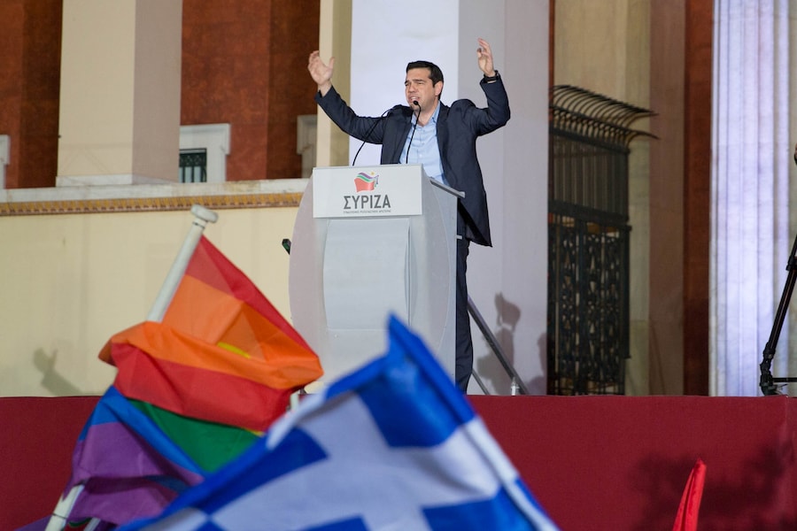 Greece celebrates after Syriza win elections 7
