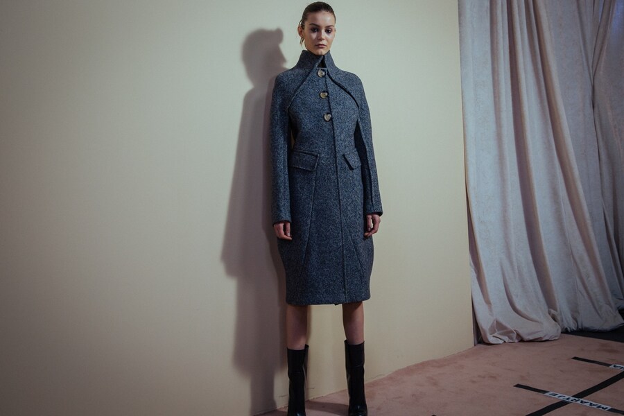 Victoria Beckham AW15 Dazed backstage womenswear clean cut 4