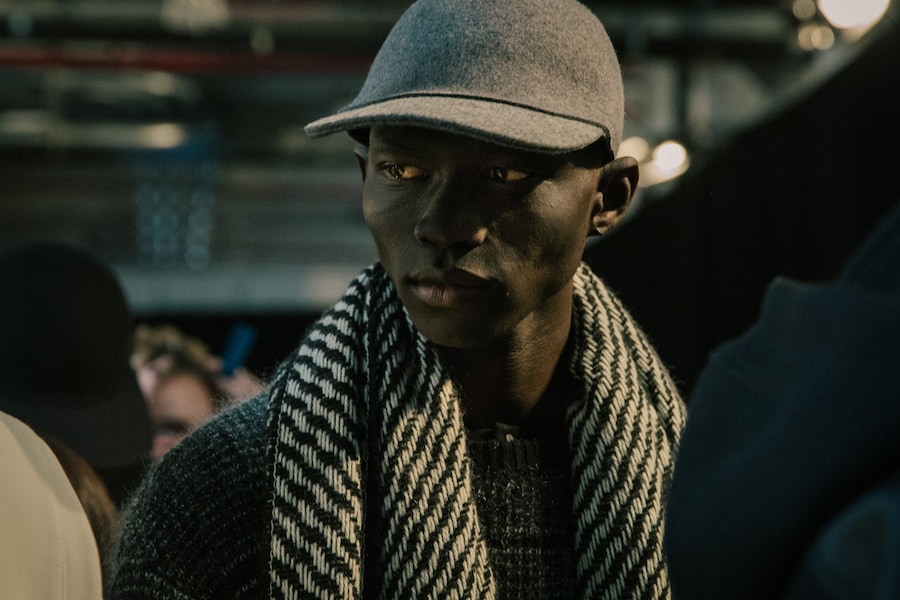 Public School AW15 Urban Layering 90s Oversized Wool Scarf 7