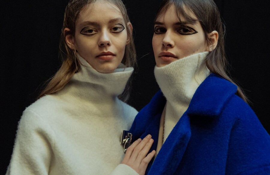 DKNY AW15 Oversized Knitwear Outerwear 7