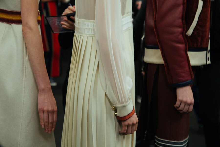 Tommy Hilfiger AW15, American Sportswear, Pleats, 21