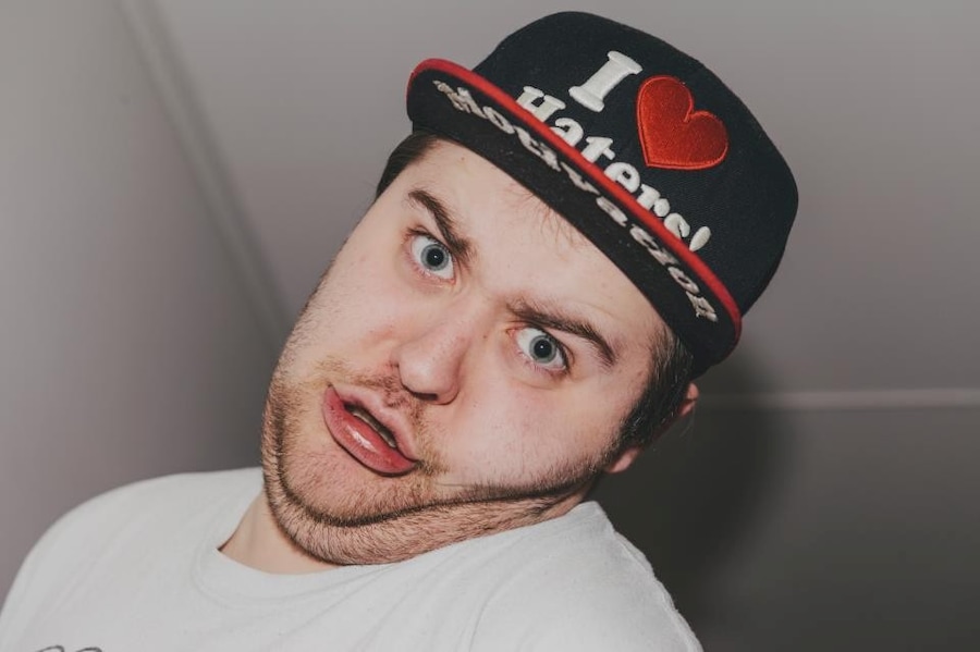 White douchebag man