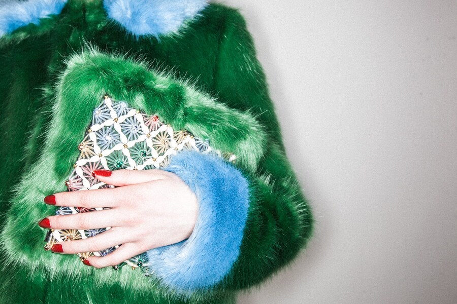 Shrimps AW15, 70s, retro, fur, clutch bag 14