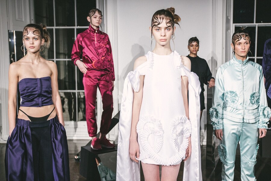 Caitilin Price AW15 Fashion East Womenswear Dazed 90s girls 1