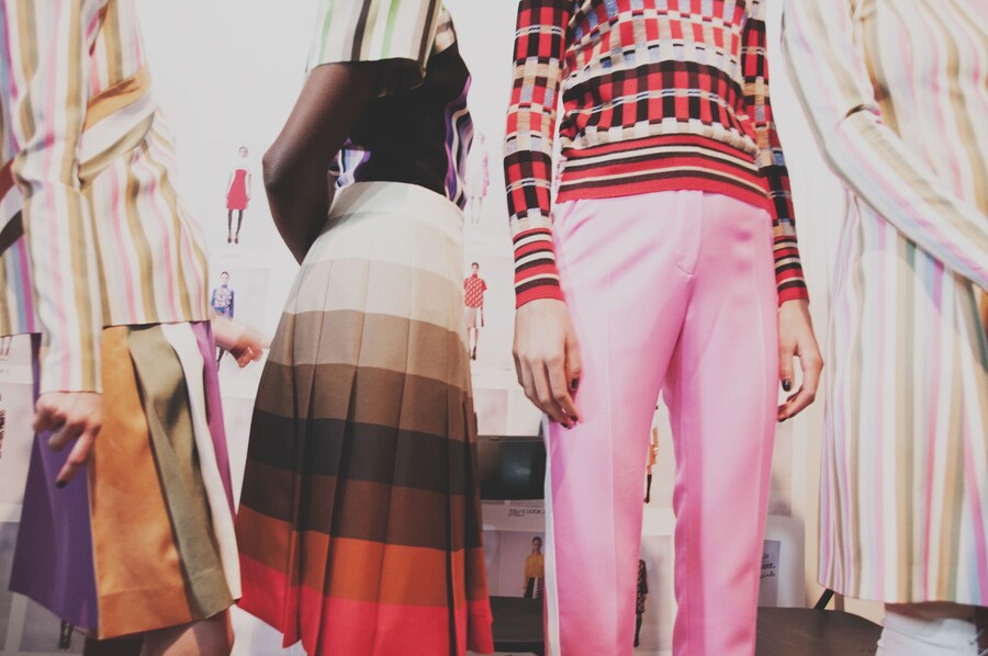 Jonathan Saunders AW15 Dazed Womenswear 60s detail trousers 22