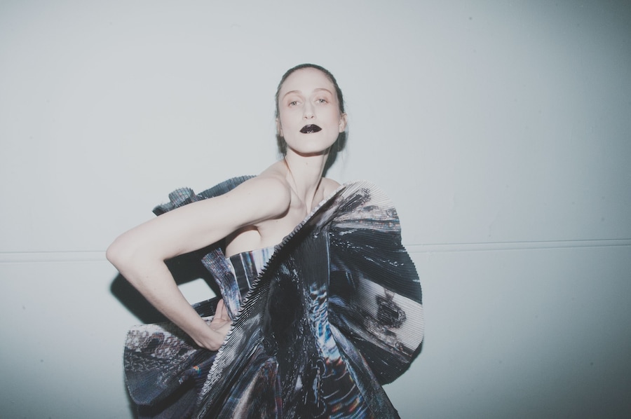 Giles AW15 backstage Dazed, London Womenswear Anna Cleveland 2