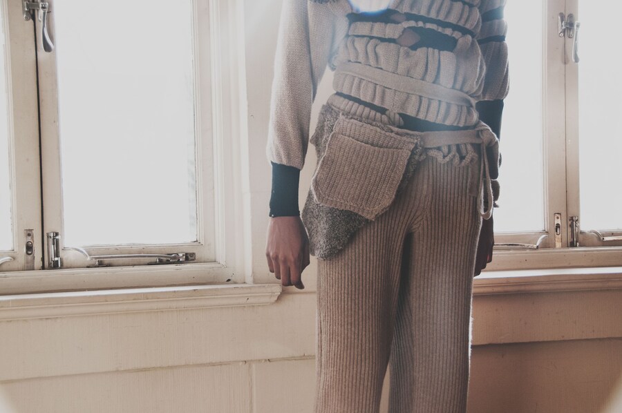 Helen Lawrence AW15 Womenswear Dazed suit detail 18