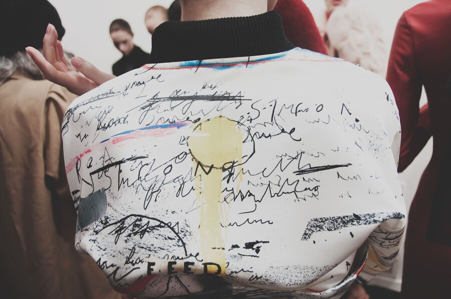 H by Hakaan Yildirim AW15 Womenswear Dazed backstage print 17