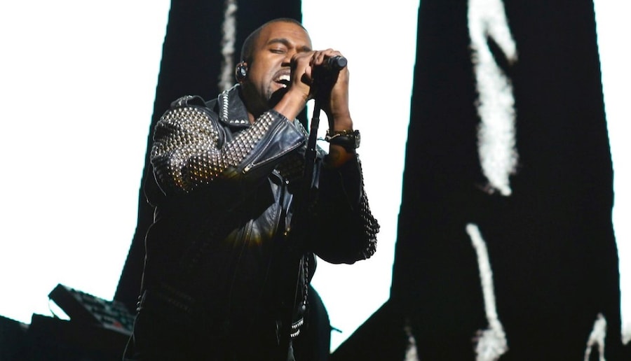 052013-celebs-out-kanye-west-performs-snl