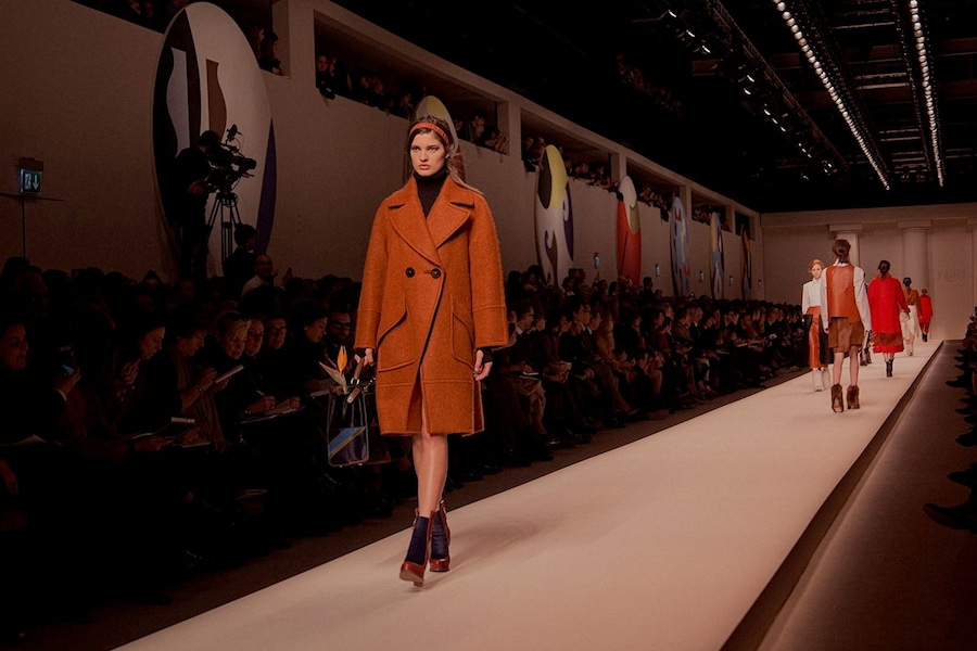 Fendi AW15, Womenswear, Dazed Orange Buttoned Coat 24