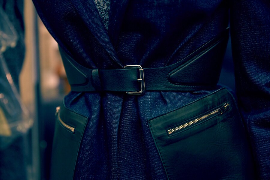 Iceberg AW15 Dazed backstage womenswear belt waist pockets 18