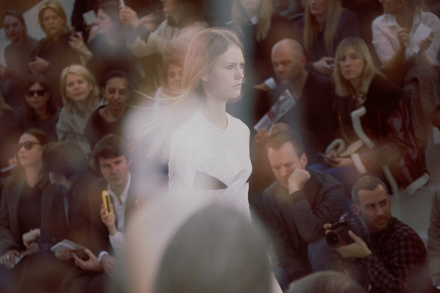 Louis Vuitton AW15 Dazed runway womenswear fur collar 25