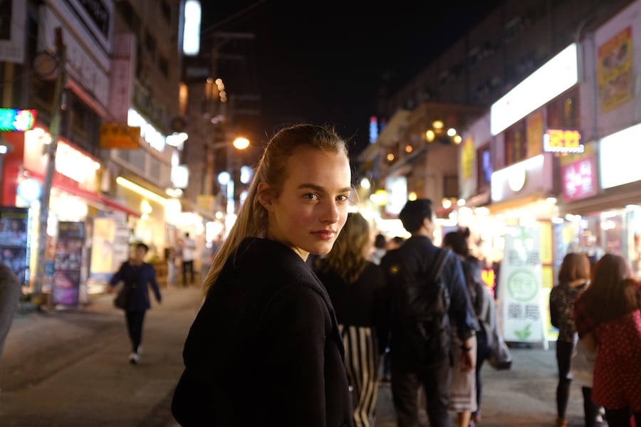 Louise Parker in Seoul 14
