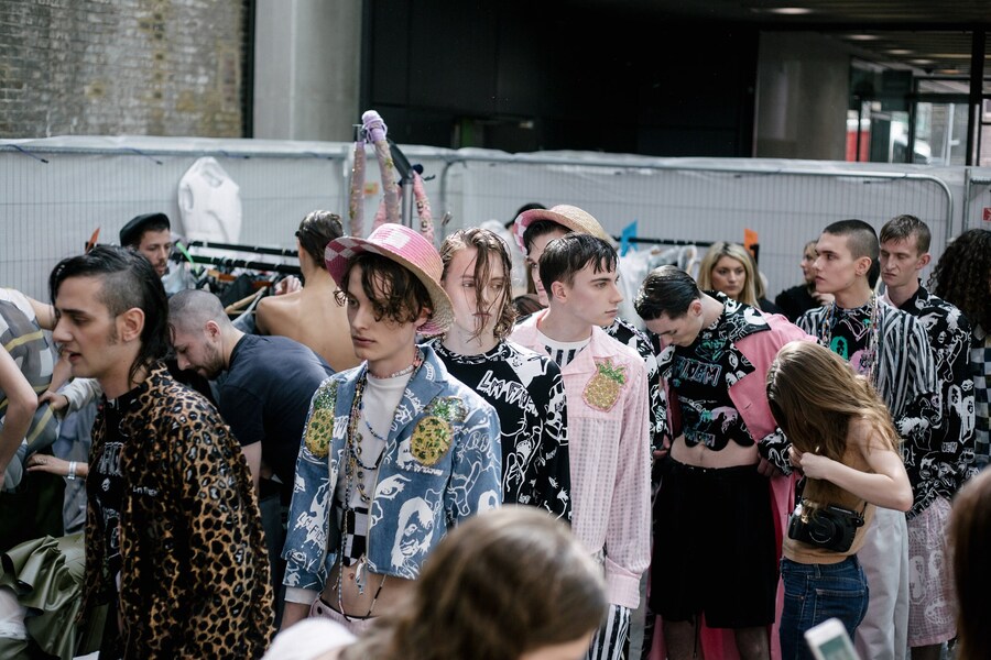 Hannah Donkin, Central Saint Martins, BA Fashion 25