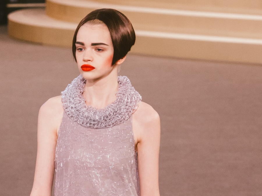Chanel Couture AW15 casino 17