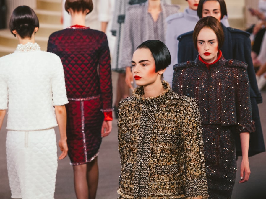 Chanel Couture AW15 casino 28