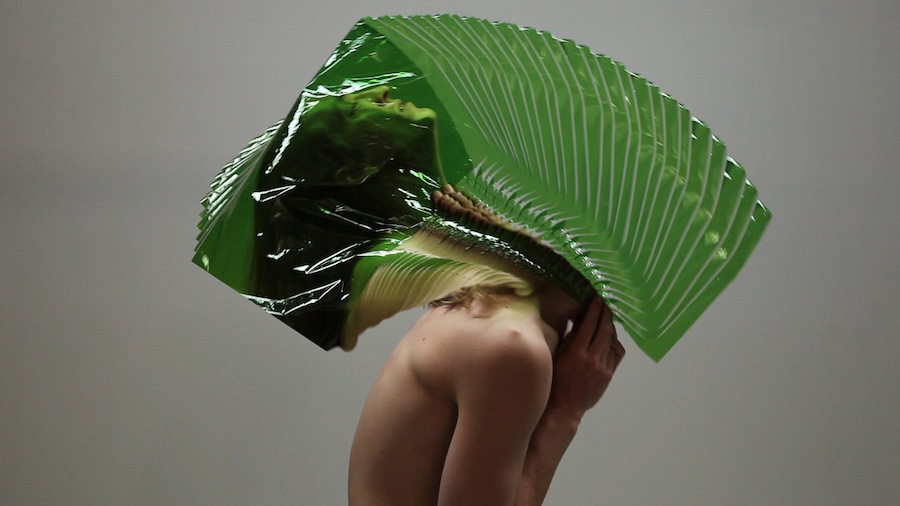 Still from ‘Echo’ (2011) by Bart Hess 5