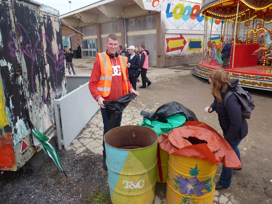 Dismaland-Bin-man 5