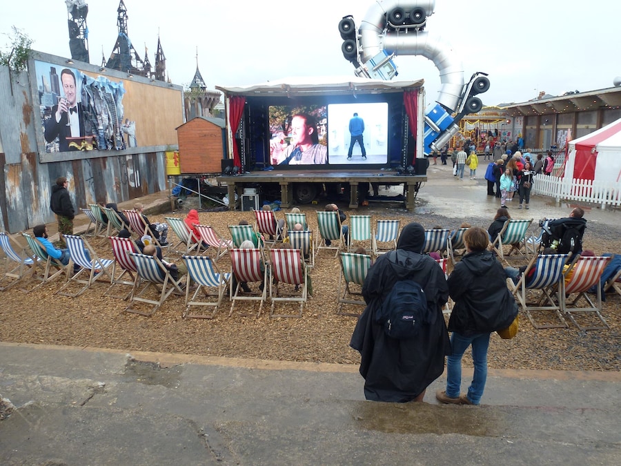 Dismaland-film-art 10