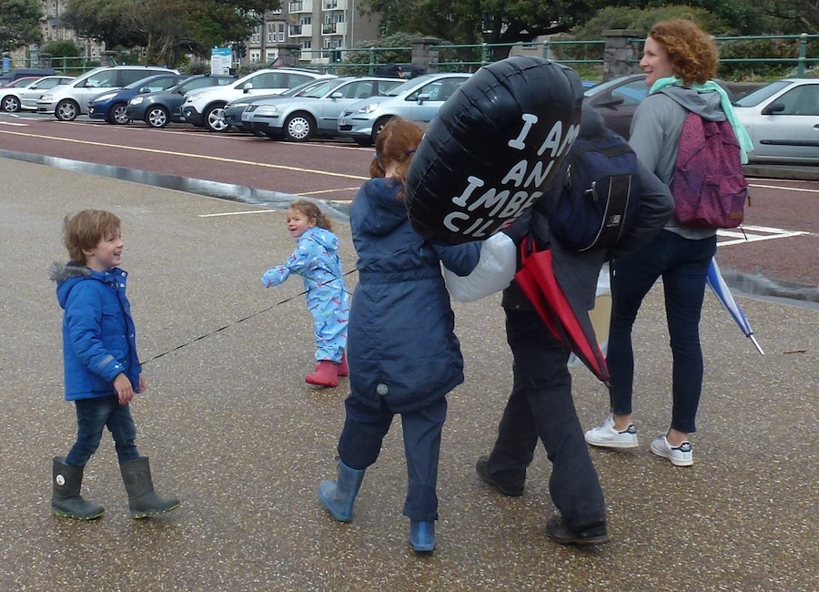 Dismaland-Imbecile-child-2 14