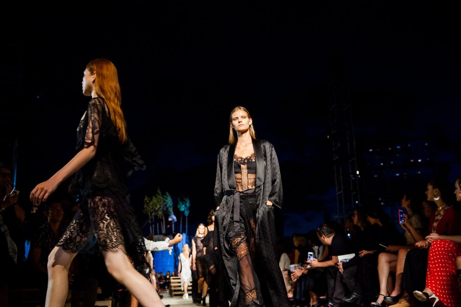Givenchy SS16 in New York Riccardo Tisci Marina Abramovic 32