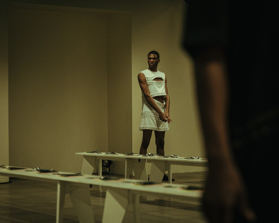 Backstage Hood by Air SS16 24