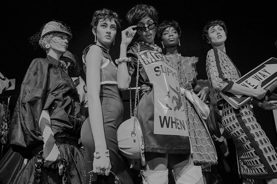 Moschino SS16 Backstage 19