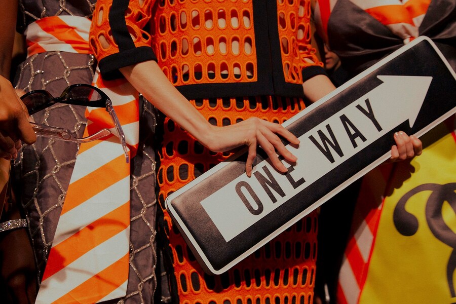 Moschino SS16 Backstage 26