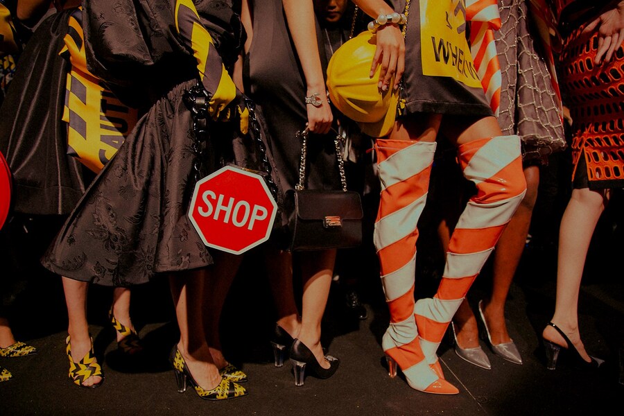 Moschino SS16 Backstage 31