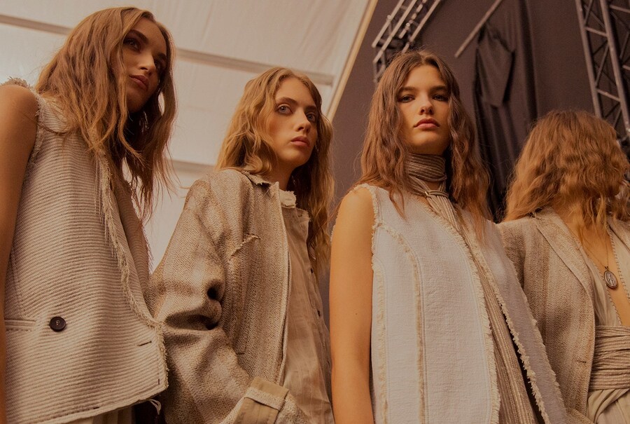 Backstage Trussardi SS16 9