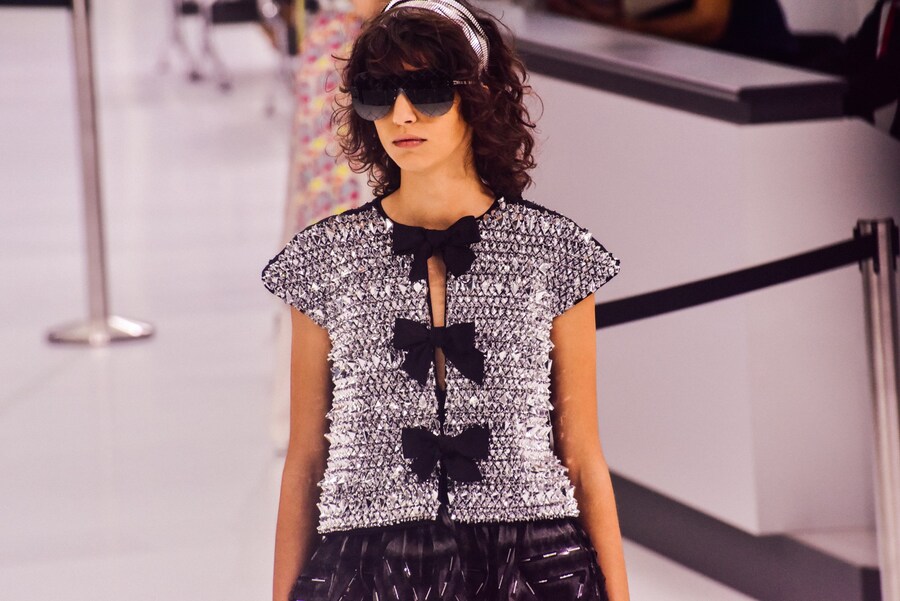 Chanel SS16 airport Karl Lagerfeld Spring Summer 2016 14