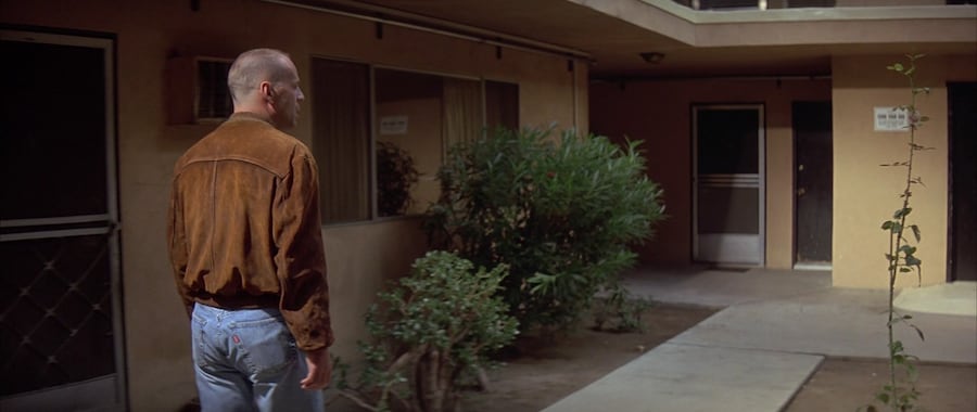 Bruce Willis in Levi jeans, Pulp Fiction Still 14