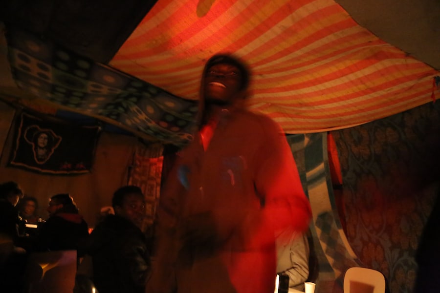 Peace and Love Bar, Calais 1
