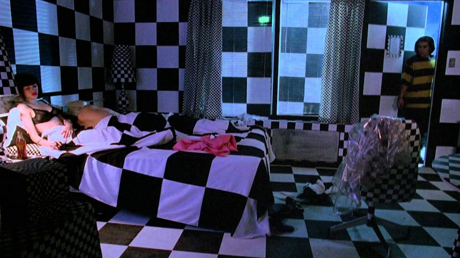 The Doom Generation Fashion Rose McGowan 5