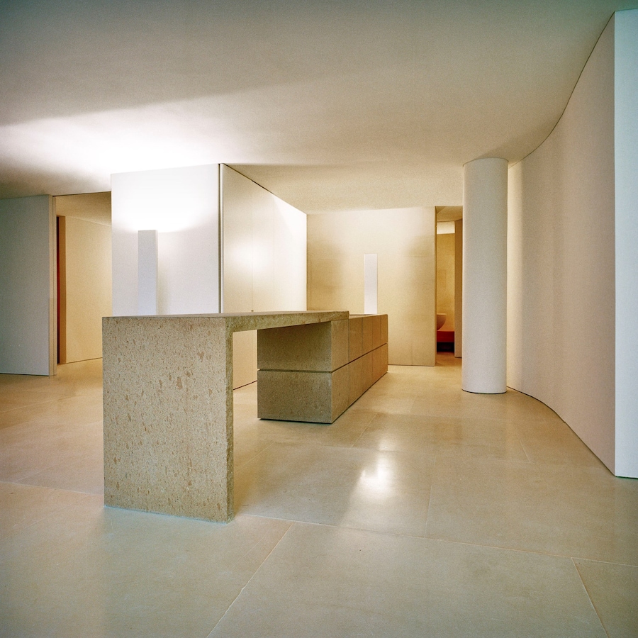 Kanye West loft 3
