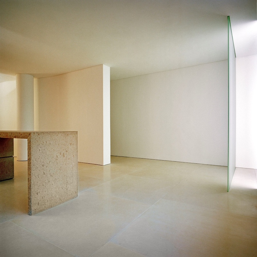 Kanye West loft 4