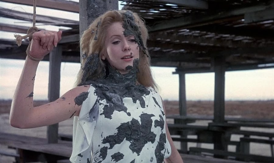 Belle de Jour fashion Yves Saint Laurent Catherine Deneuve 2